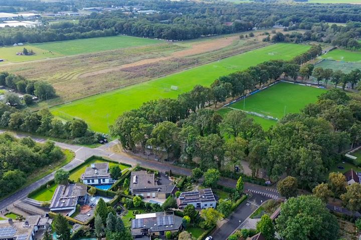 Bekijk foto 57 van Leutherweg 199