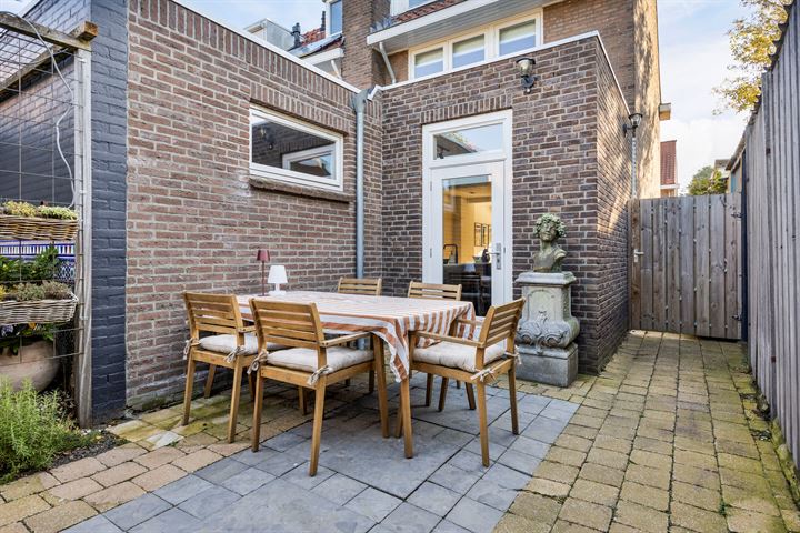 Bekijk foto 40 van Bankastraat 4