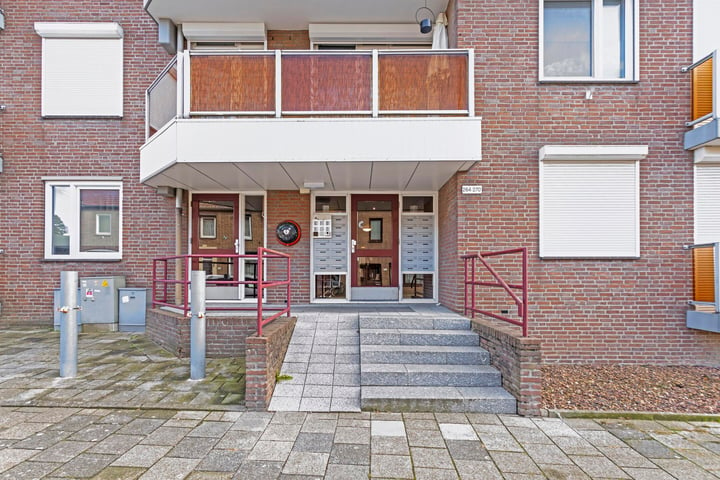 View photo 4 of St.Pieterstraat 266