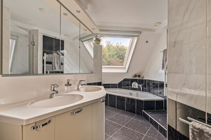 Foto 21 van Akkerwindelaan 32