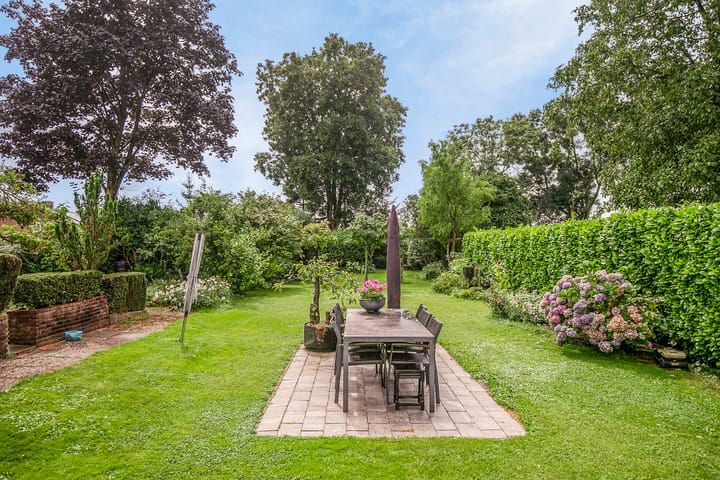 Foto 10 van Pastoor van Tielstraat 2