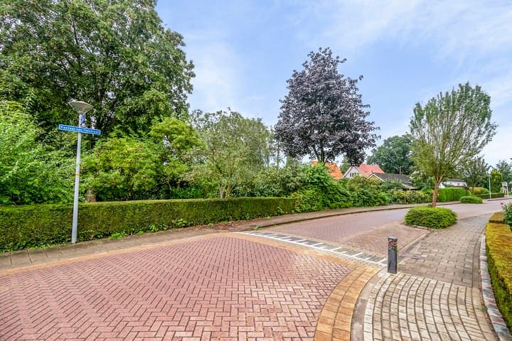 Foto 9 van Pastoor van Tielstraat 2