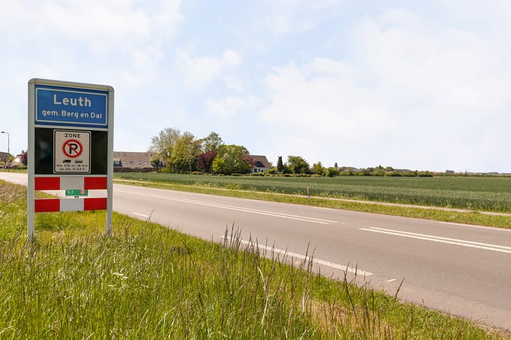 Foto 12 van Pastoor van Tielstraat 2