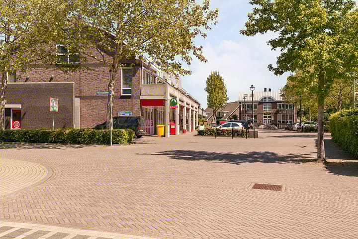 Foto 14 van Pastoor van Tielstraat 2