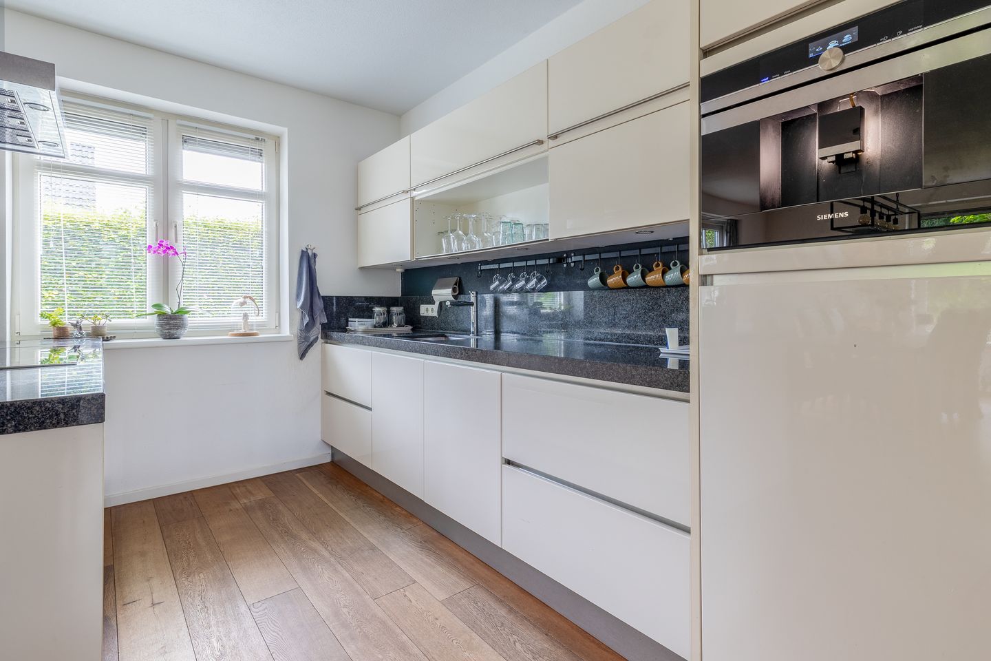 Photo 19 of Telefoonweg 28