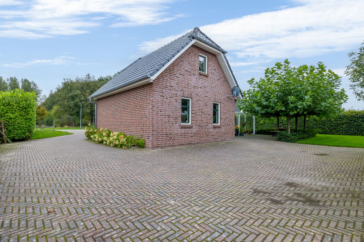 Photo 49 of Telefoonweg 28