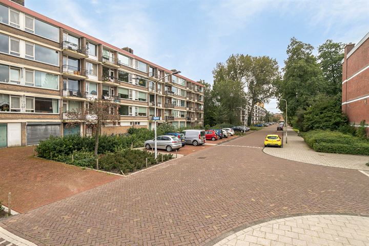 Bekijk foto 32 van Bachstraat 372