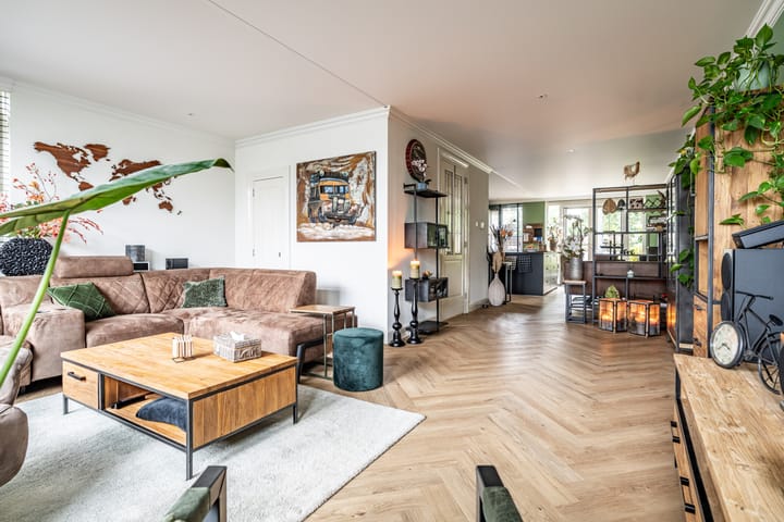 Foto 8 van Burgemeester Verver-Aartsenlaan 16