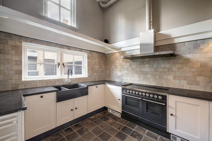 Photo 11 of Putterstraat 17