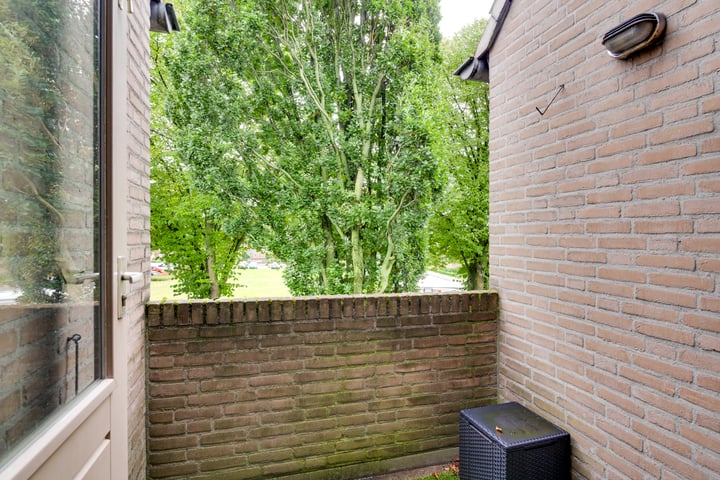 Bekijk foto 18 van Beatrixstraat 50