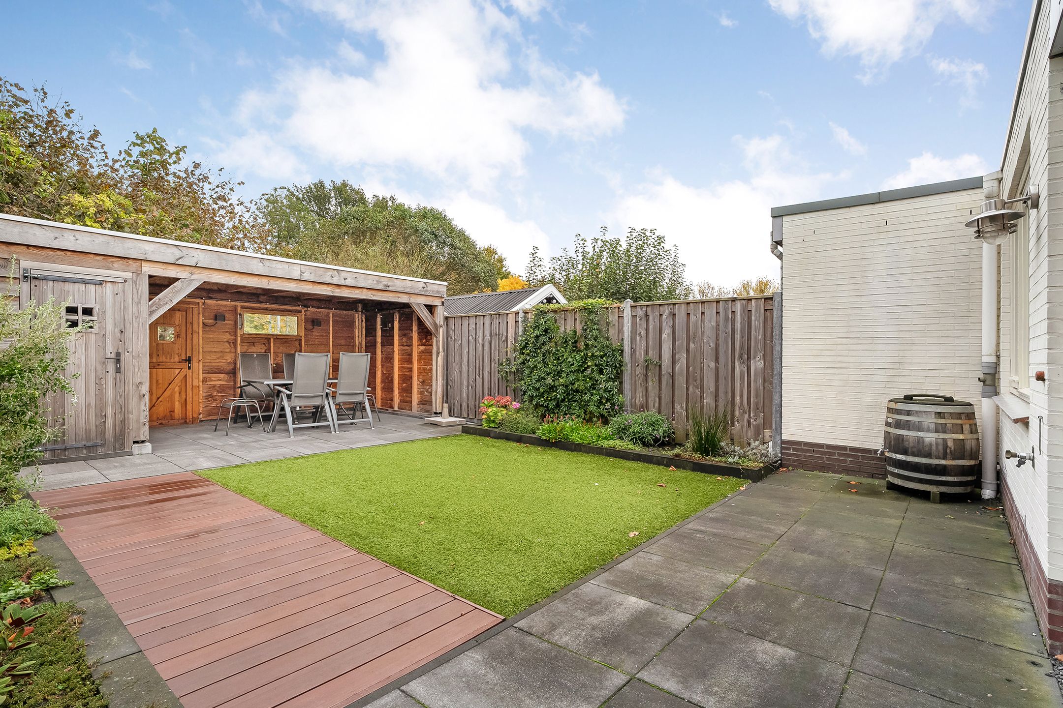 Foto 3 van Waterhoen 3