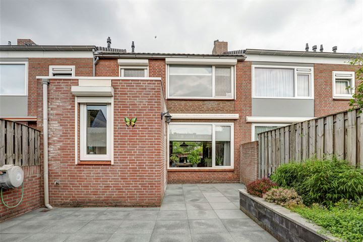 Bekijk foto 49 van Kardinaal de Jongstraat 17