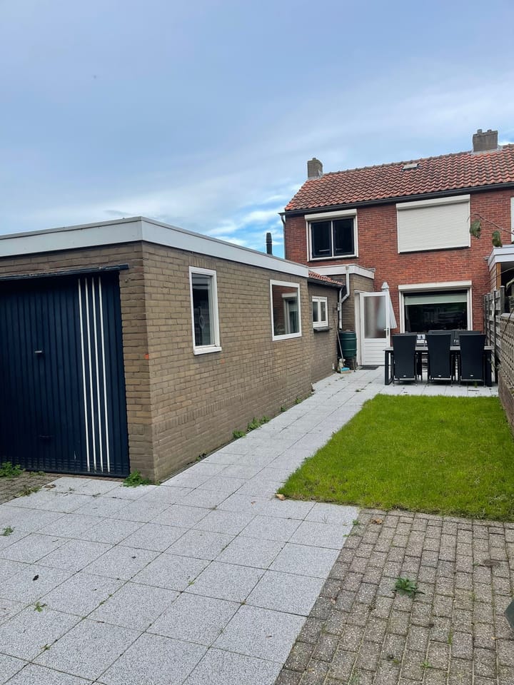 Foto 7 van Abdijstraat 2