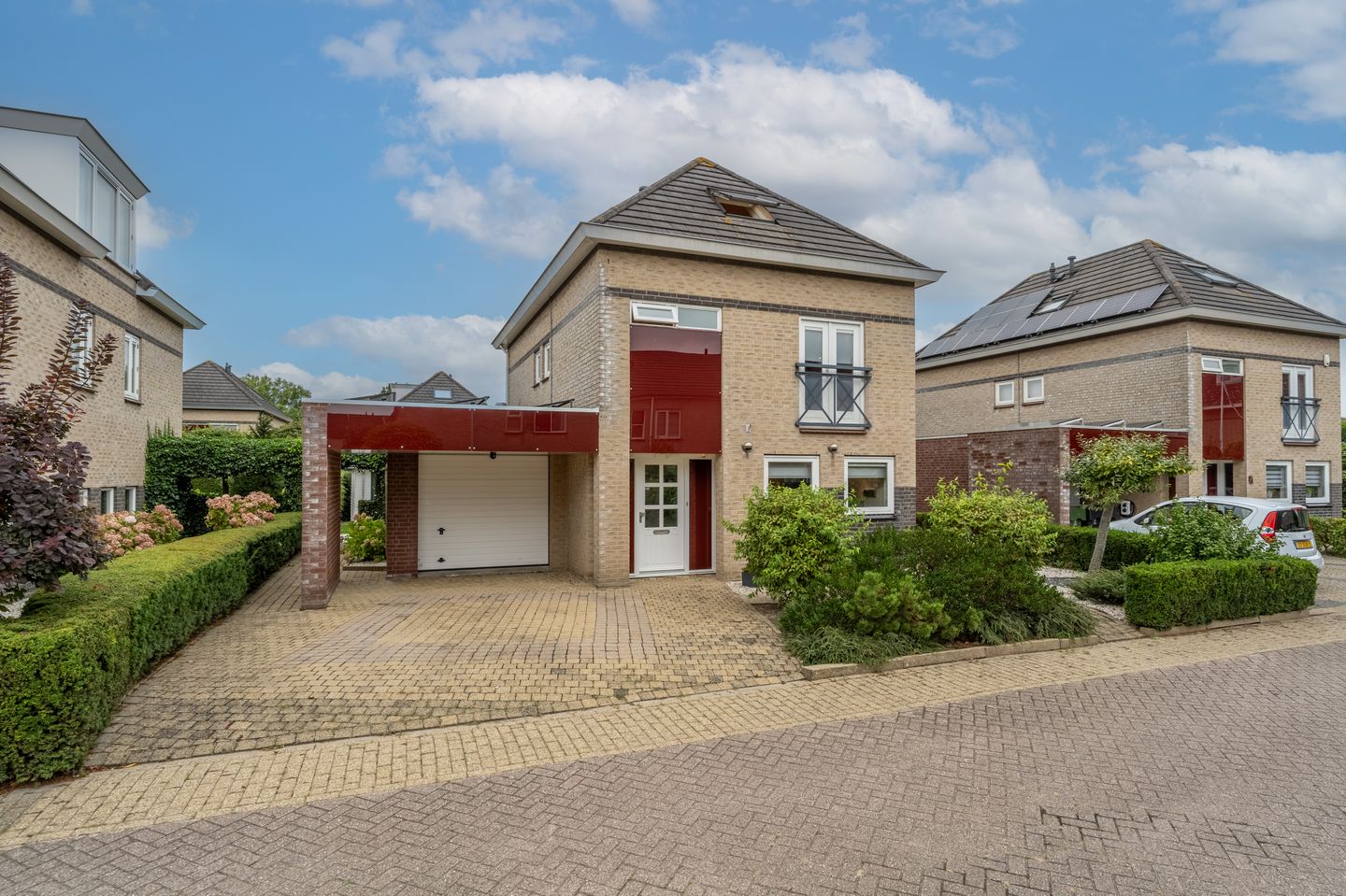 Foto 1 van Van Gaesbeekstraat 4