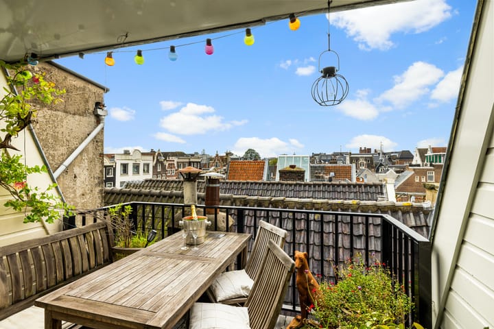 Foto 28 van Oudezijds Achterburgwal 128-C