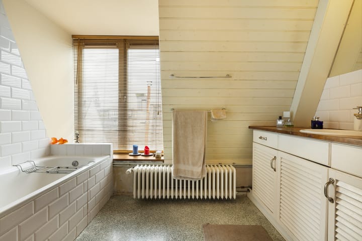 Foto 40 van Oudezijds Achterburgwal 128-C