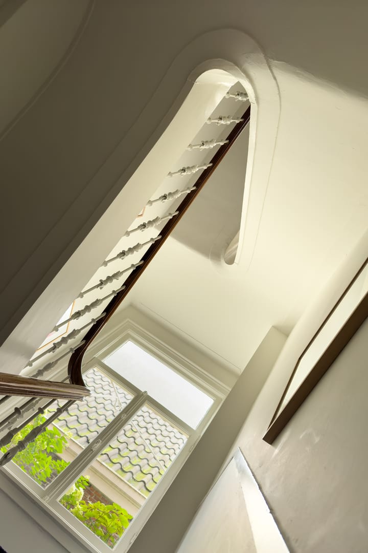 Foto 45 van Oudezijds Achterburgwal 128-C