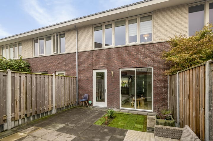 Foto 25 van Rigastraat 14