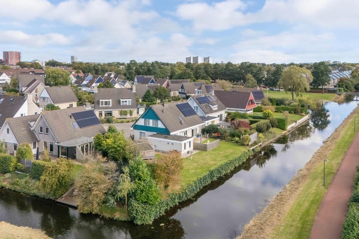 Photo 3 of Karturf 78