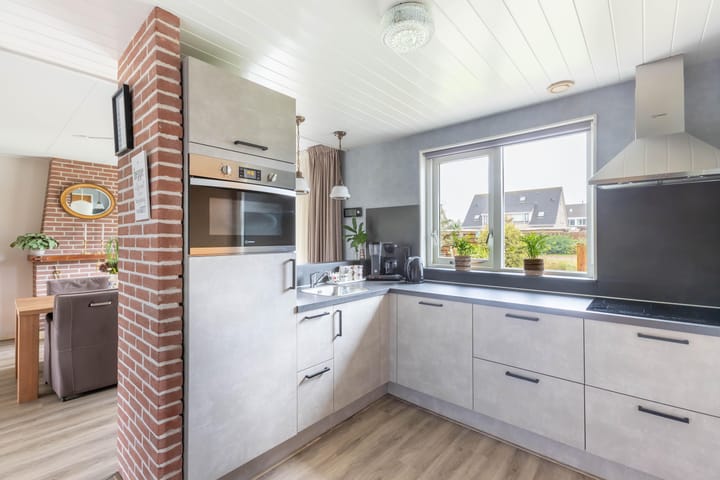 Photo 13 of Karturf 78