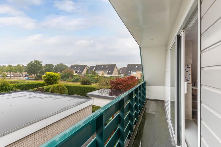 Photo 30 of Karturf 78