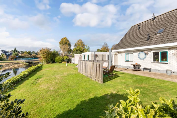 Photo 33 of Karturf 78