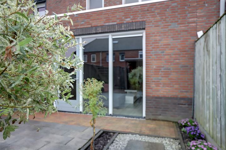 Bekijk foto 51 van Deken Jaspersstraat 63-B