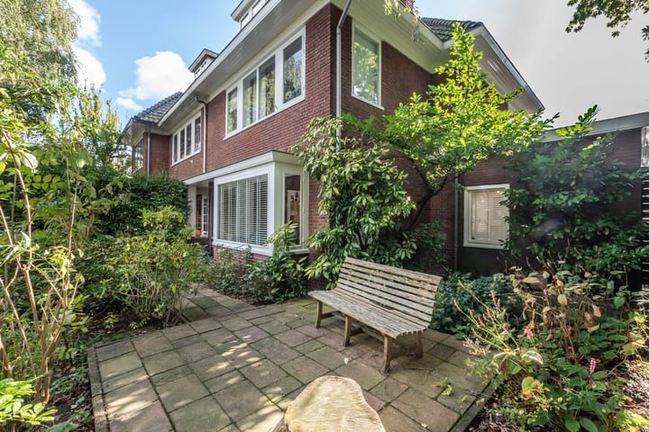 Foto 2 van Ernst Casimirlaan 58