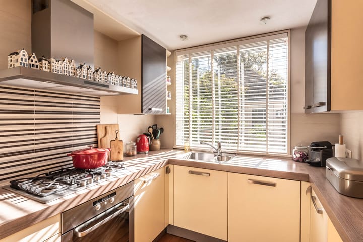 Foto 18 van Ernst Casimirlaan 58