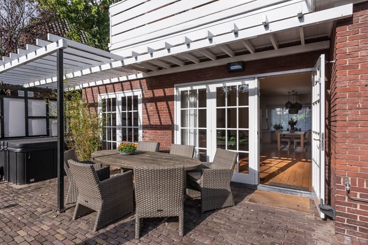 Foto 24 van Ernst Casimirlaan 58