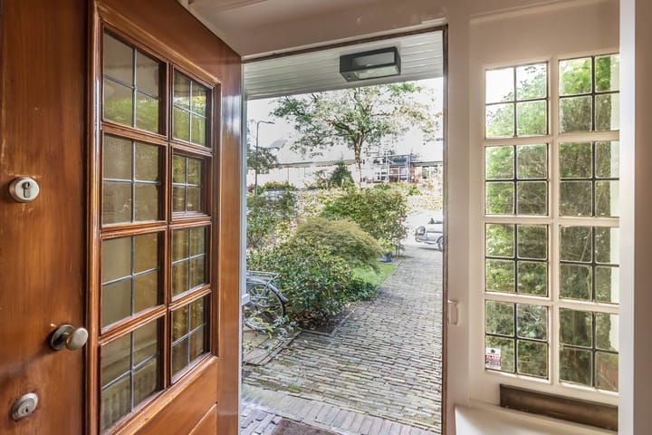 Foto 51 van Ernst Casimirlaan 58