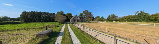 Bekijk 360° foto van Oprit van Molenbergweg 106