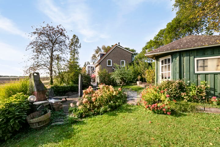 Foto 42 van Middelsluissedijk WZ 77