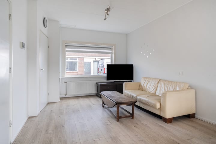 Foto 4 van De Ruyterstraat 153