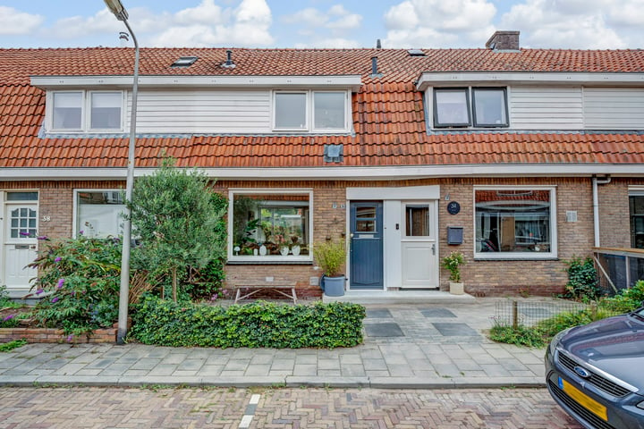 View photo 8 of Barend Schuurmanstraat 36