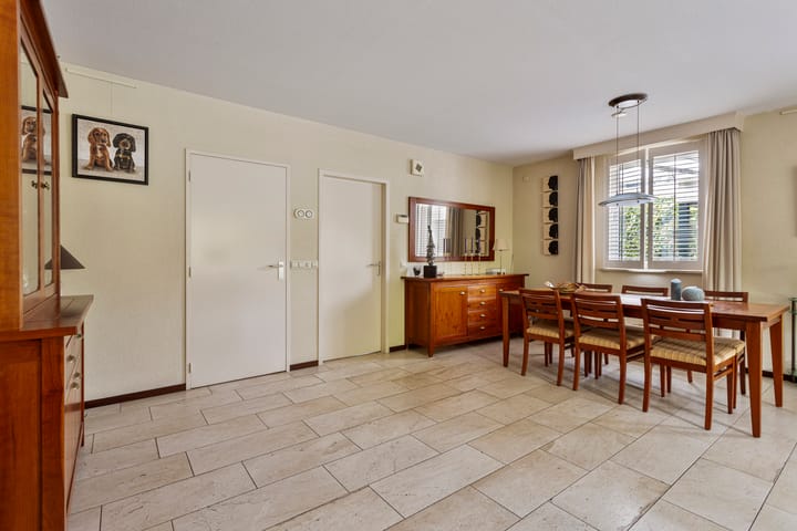 Foto 20 van Baroniestraat 32