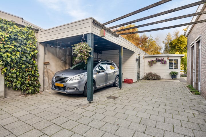 Bekijk foto 46 van Baroniestraat 32