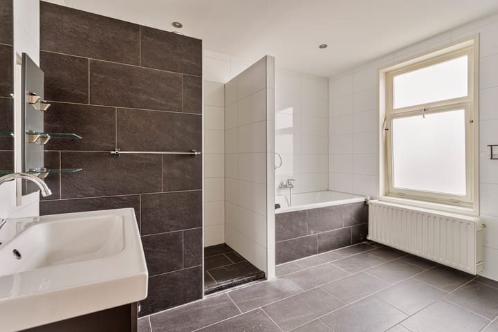 Foto 54 van Baroniestraat 32