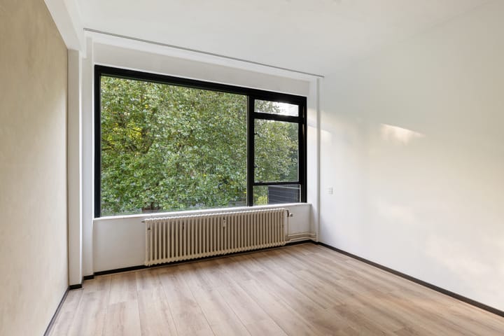 Foto 15 van Joost Banckertsplaats 8-B