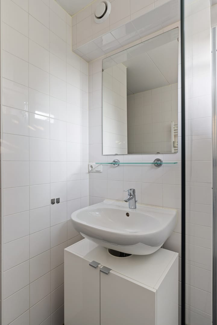 Foto 21 van Joost Banckertsplaats 8-B