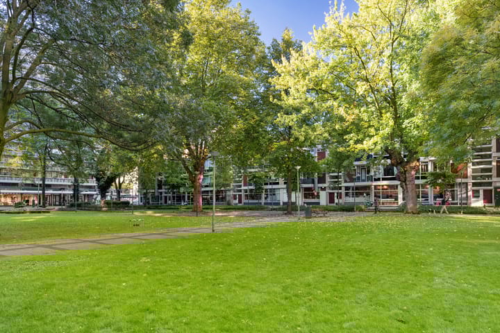 Foto 28 van Joost Banckertsplaats 8-B