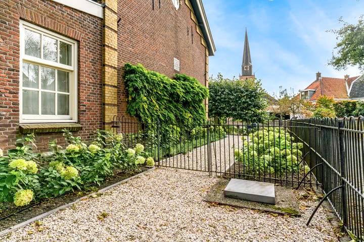 Foto 54 van Schoolstraat 2