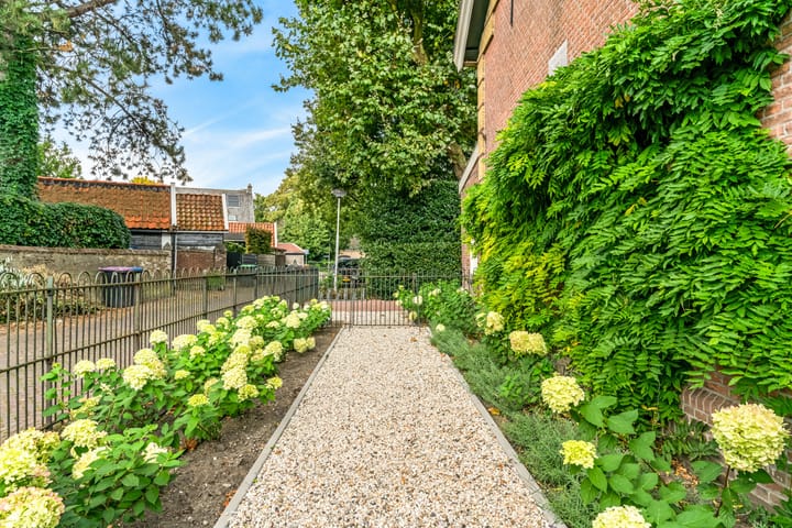 Foto 67 van Schoolstraat 2