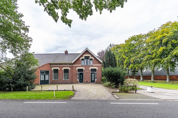 Foto 2 van Hoofdweg 44