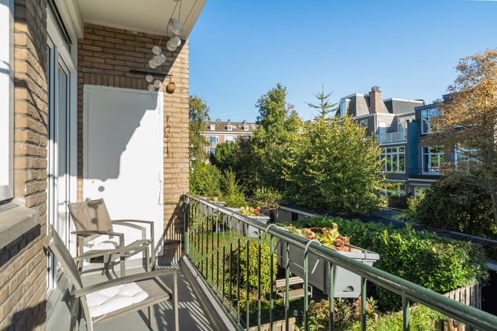 Foto 36 van Amalia van Solmsstraat 50