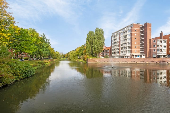 Bekijk foto 33 van Professor Rankestraat 43-A