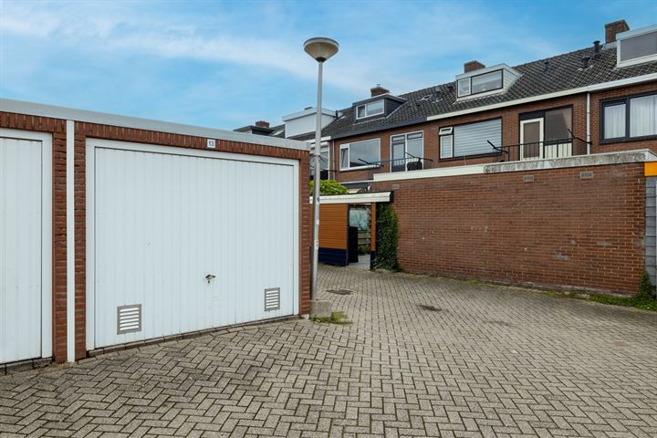 Bekijk foto 52 van Eerste Hieronymus van Alphenstraat 39