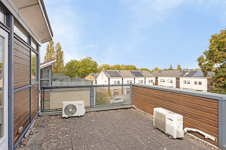 Foto 25 van Titaniumstraat 14