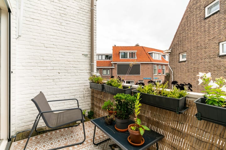 Bekijk foto 22 van Van der Heimstraat 71