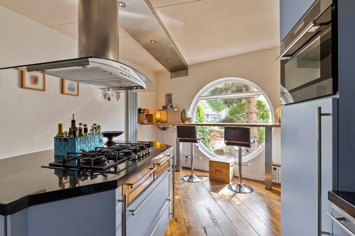 Photo 26 of Gouwe 64